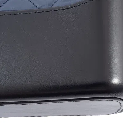 Pre-owned Chanel Black Navy Leather Shoulder Bag ()