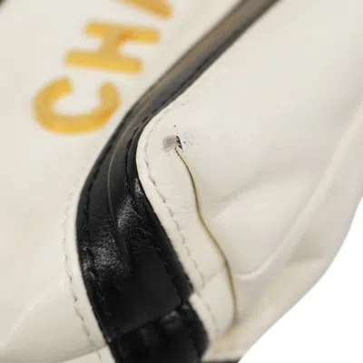 Pre-owned Chanel Black White Leather Tote Bag ()