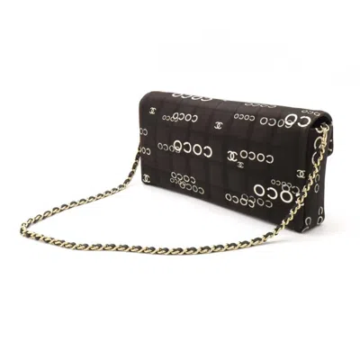 Pre-owned Chanel Chocolate Bar Black Canvas Shoulder Bag ()