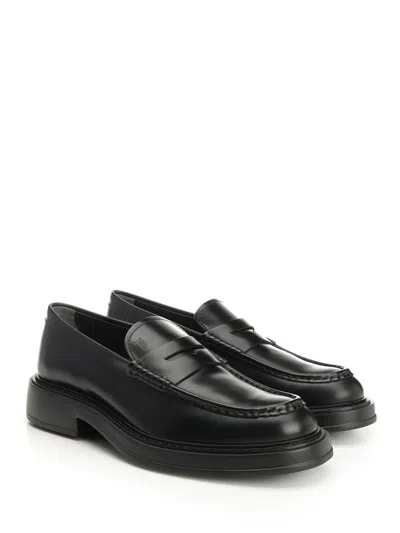 Tod's Smooth Leather Loafers In Black
