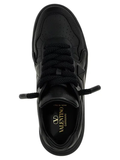 Valentino One Stud Xl Leather Low-top Sneakers In Black