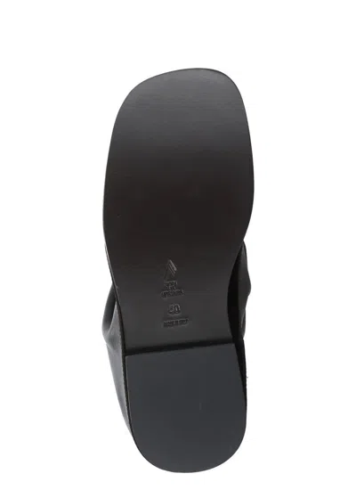 Attico 'robin' Black Boots With Square Toe And Logo Plaque On The Rear In Black