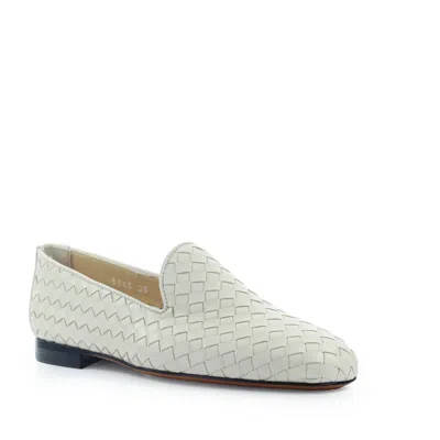 Doucal's Cream Woven Loafer In Gray
