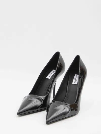 Alaïa Patent Leather Heart Cut Pumps In Black