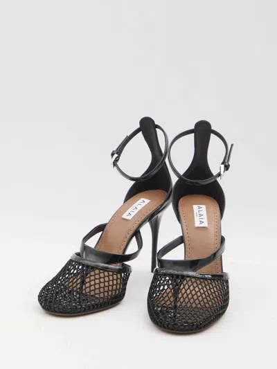 Alaïa Alaia Women Thong Sandals In Fishnet And Patent Leather