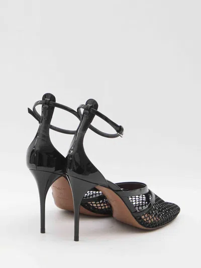 Alaïa Alaia Women Thong Sandals In Fishnet And Patent Leather