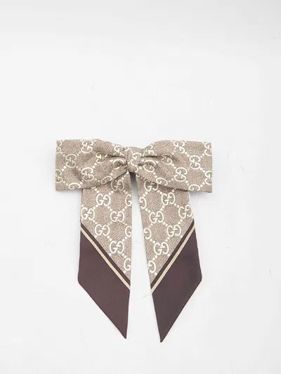 Gucci Gg Silk Jacquard Scrunchies In Neutral