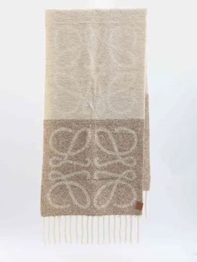 Loewe Anagram Scarf In Alpaca And Wool In Neutral