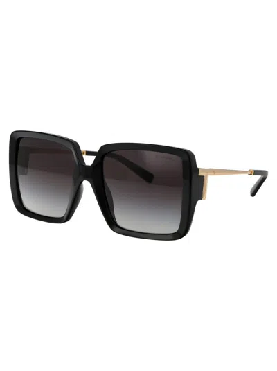 Tiffany & Co Black Injected Sunglasses In Black