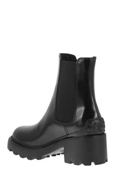 Tod's Leather Ankle Boot In Black