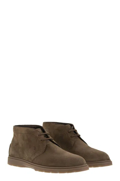 Tod's Men Suede Leather Boots In Brown