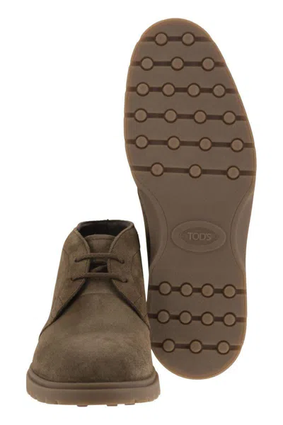 Tod's Men Suede Leather Boots In Brown
