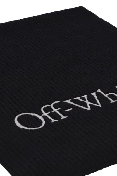 Off-white Virgin Wool Scarf