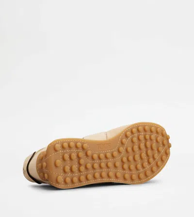 Tod's Lace-up Sneakers
