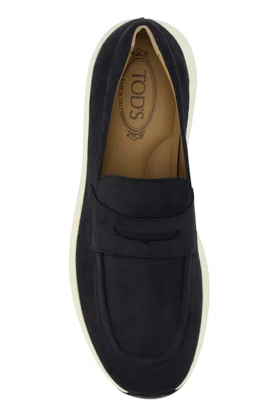 Tod's Round Toe Low-top Loafers In Black