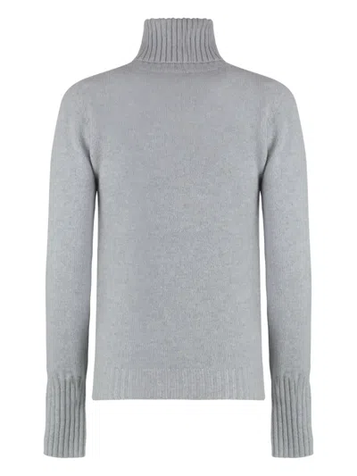 The (alphabet) Cashmere Turtleneck Pullover In Gray