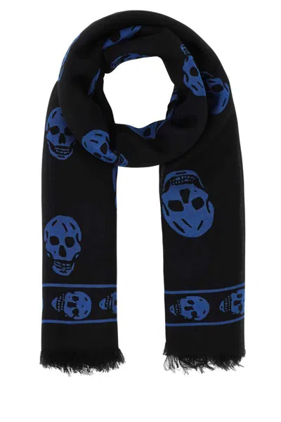 Alexander Mcqueen Skull Print Frayed Scarf In Blue