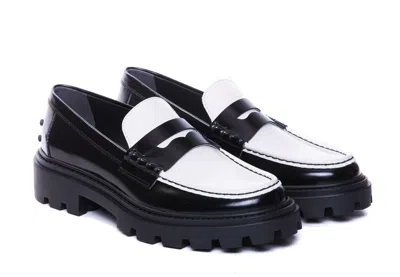 Tod's Flat Shoes
