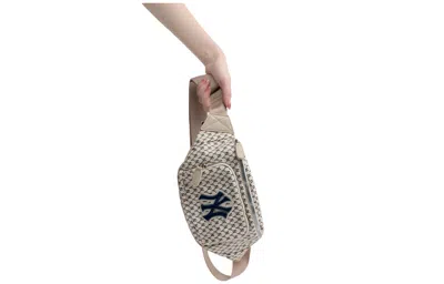 Mlb Monogram Series Retro Full Print Ny New York Yankees Casual Classic Fanny Pack White