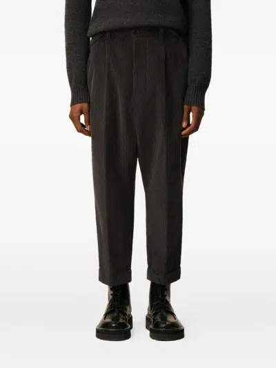 Ami Alexandre Mattiussi Pleated Cuffed Trousers In Gray