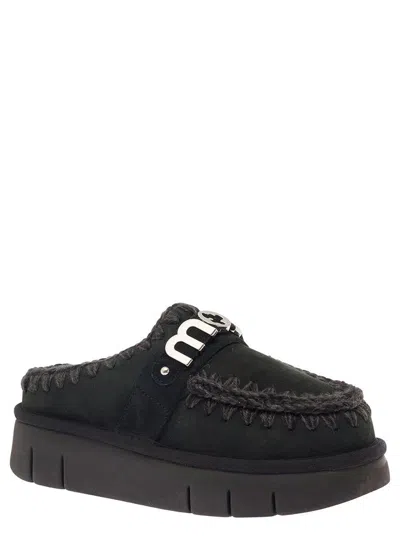Mou 'bounce' Black Mules With Logo Lettering And Open Rear In Suede Woman