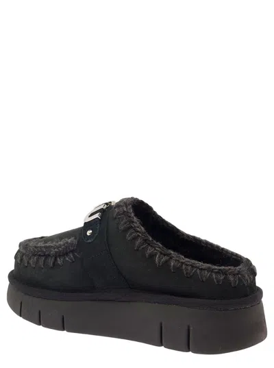 Mou 'bounce' Black Mules With Logo Lettering And Open Rear In Suede Woman