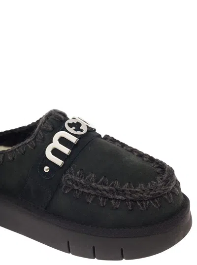 Mou 'bounce' Black Mules With Logo Lettering And Open Rear In Suede Woman