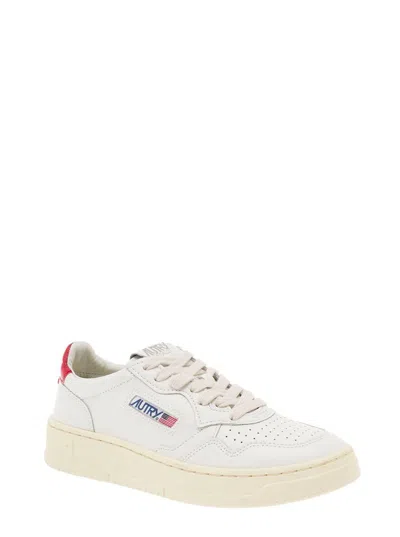 Autry 'medalist' White Low Top Sneakers With Contrasting Heel Tab In Leather Woman