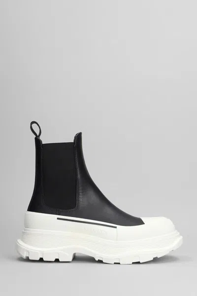 Alexander Mcqueen Chunky Outsole Cap Toe Chelsea Boots In Black