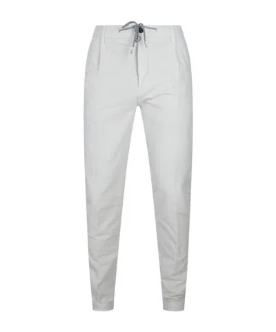 Eleventy Men White Pants With Elastic Drawstring Waist And Tapered Leg In Cotton Blend Stretch Woman In White