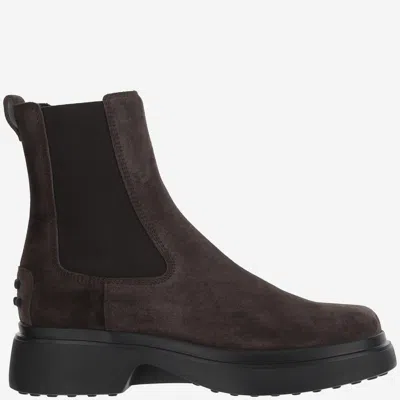 Tod's Bronw Ankle Boots With Elastic Details On The Side And Chunky Sole