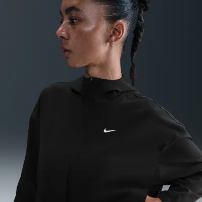 Nike Women's One Repel Oversized Hooded Woven Jacket In Black