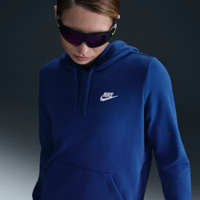 Nike Women's  Sportswear Club Fleece Pullover Hoodie