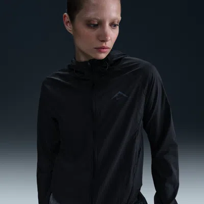 Nike Women's Trail Repel Running Jacket In Black