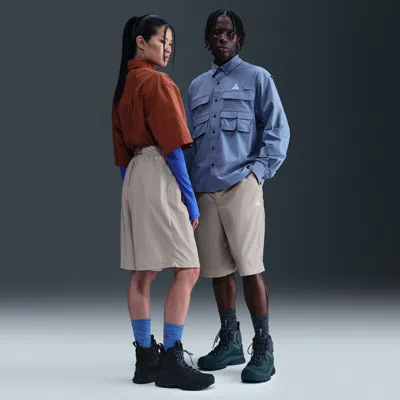 Nike Men's  Acg "orb Weaver" Uv Repel Oversized Shorts In Neutral