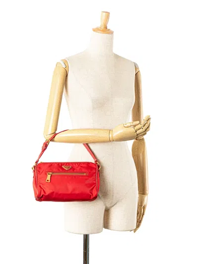 Pre-owned Prada 2000-2013 Saffiano Trimmed Tessuto Handbag In Red
