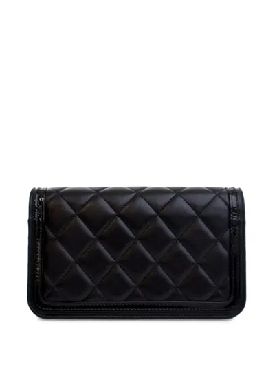 Pre-owned Chanel 2021-2025 Quilted Lambskin And Patent Flap Phone Holder Crossbody Bag
