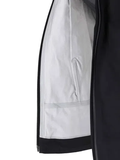 Goldwin Pertex Zip-fastening Hooded Jacket In Black
