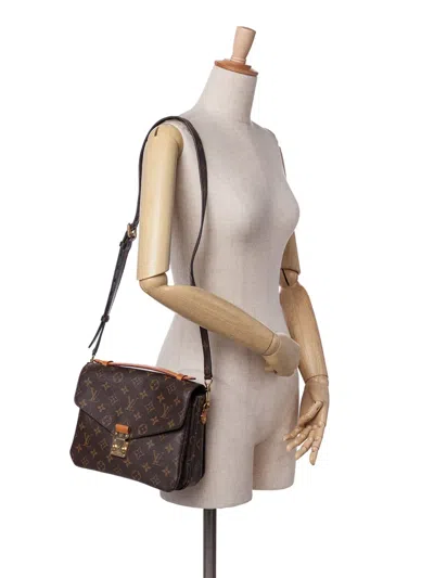 Pre-owned Louis Vuitton 2016 Monogram Pochette Metis Satchel