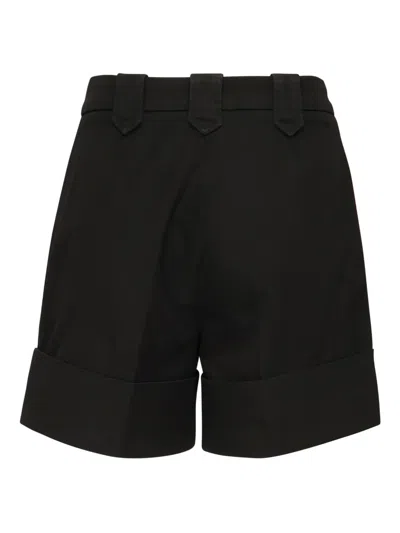 Fay Pleated Shorts In Black
