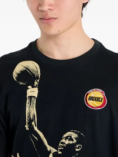 Mitchell & Ness Hakeem Olajuwon T-shirt In Black