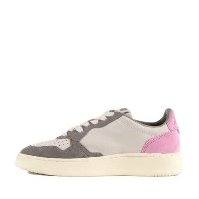 Autry Medalist Low Tricolor Suede Sneakers Pink And Slate Color