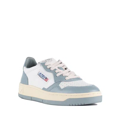 Autry Medalist Low Two-tone White And Silver Blue Leather Sneakers
