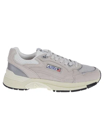 Autry Round Toe Mesh Panels Contrast Sole Sneakers