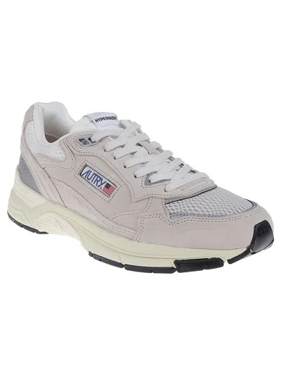 Autry Round Toe Mesh Panels Contrast Sole Sneakers