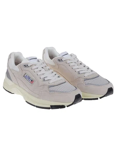 Autry Round Toe Mesh Panels Contrast Sole Sneakers