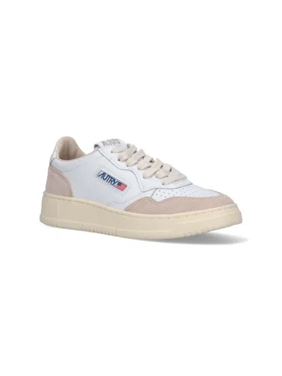 Autry Medalist Low Low-top Leather Sneakers In White