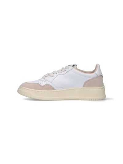 Autry Medalist Low Low-top Leather Sneakers In White