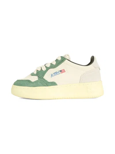 Autry Medalist Suede Sneakers In Green