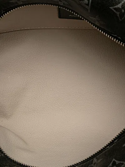 Pre-owned Louis Vuitton 2021-2025 Brushed Monogram Leather Locker Dopp Kit Clutch Bag